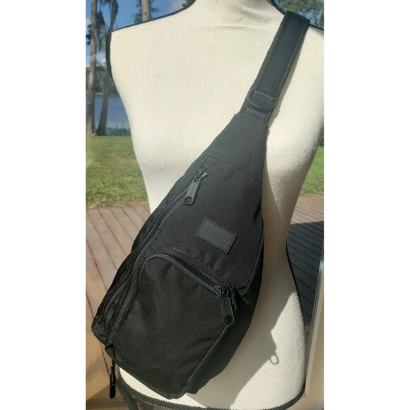 Vera Bradley Handbags - Vera Bradley Solid Black Crossbody Sling Bag Backpack Ultralight Floral Zip Up